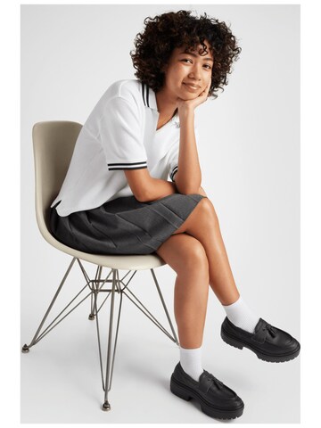CONVERSE Classic Flats 'CHUCK TAYLOR ALL STAR' in Black: front