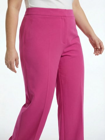 Wide Leg Pantalon à plis 'Jana' Guido Maria Kretschmer Curvy en rose