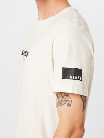 Tricou 'Guti' de la Redefined Rebel pe alb