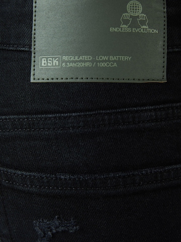 Bershka Skinny Jeans in Schwarz