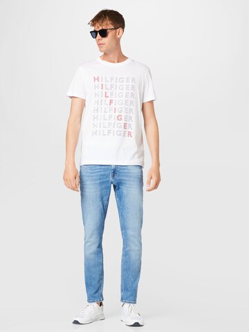 TOMMY HILFIGER T-Shirt in Weiß