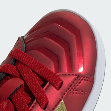 Baskets 'Marvel Avengers Grand Court' ADIDAS SPORTSWEAR en rouge