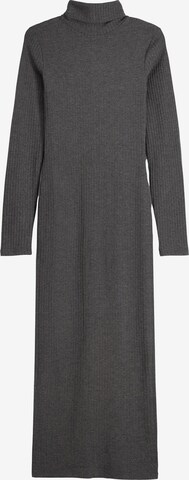 Bershka Knit dress in Grey: front