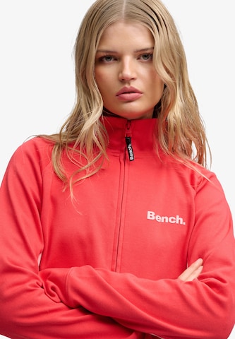 Superdry & Co Sweatvest 'Bench X Superdry & Co' in Rood