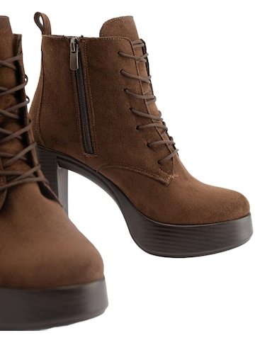 Limoya Lace-Up Boots 'Camia' in Brown