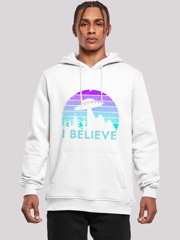 Sweat-shirt 'I Believe UFO Alien Raumschiff Retro' F4NT4STIC en blanc : devant