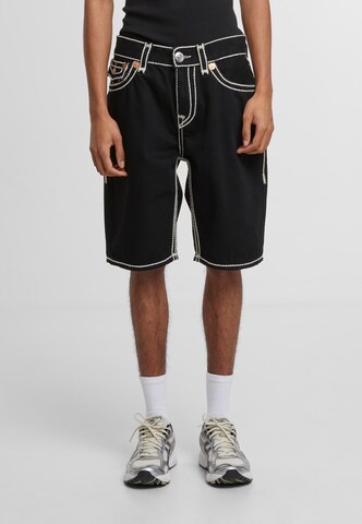 True Religion Loosefit Shorts 'Bobby' in Schwarz: Vorderseite
