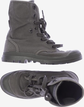 Palladium Dress Boots in 38 in Green: front