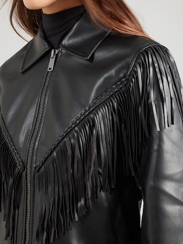 Abercrombie & Fitch Демисезонная куртка в Черный