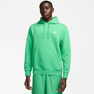 Nike Sportswear Regular Fit Sweatshirt in Grün: Vorderseite