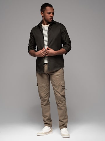 Ombre Regular Trousers in Green