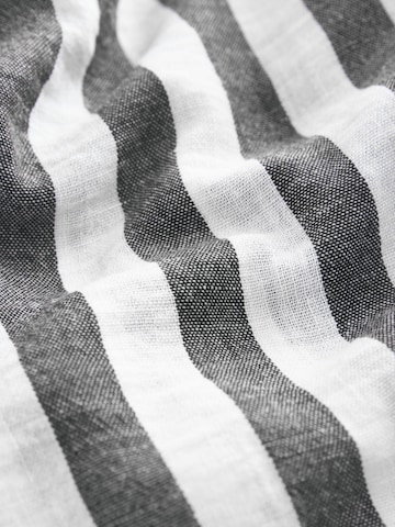 Next - regular Pantalón en gris