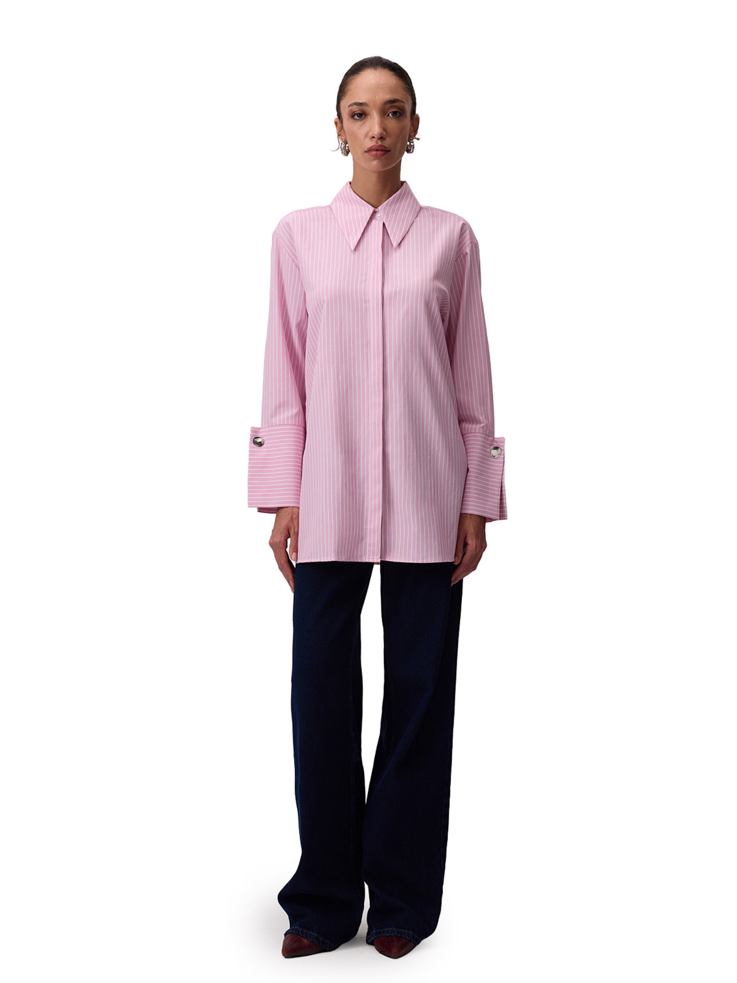T-shirt 'Striped Shirt With Wide Cuffs' Touché Privé en rose