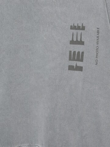 Pull&Bear Tréning póló - szürke