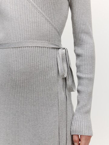 Abito 'Bryanna' di EDITED in grigio