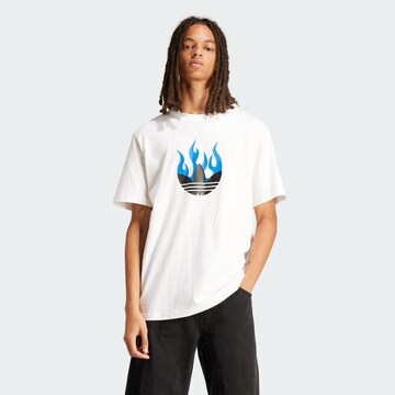 ADIDAS ORIGINALS T-shirt i vit: framsida