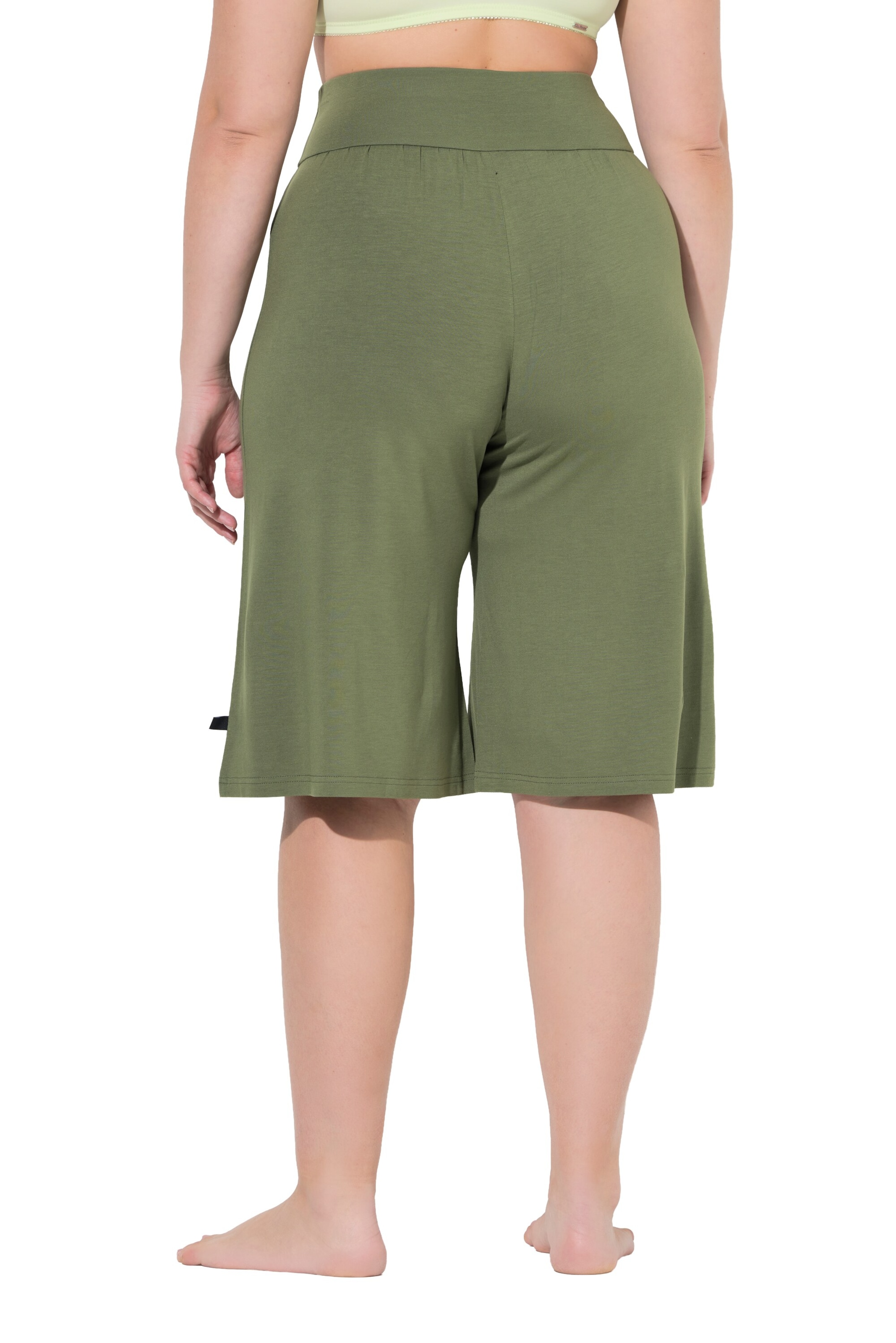 Ulla Popken Wide Leg Shorts in Grün