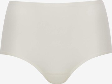 Chantelle Boyshorts in White: front