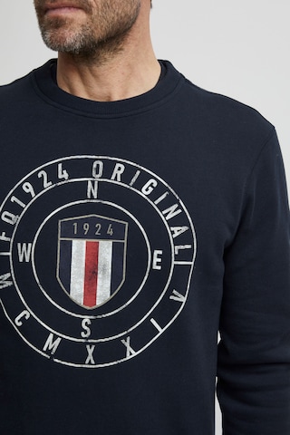 FQ1924 - Sweatshirt em azul