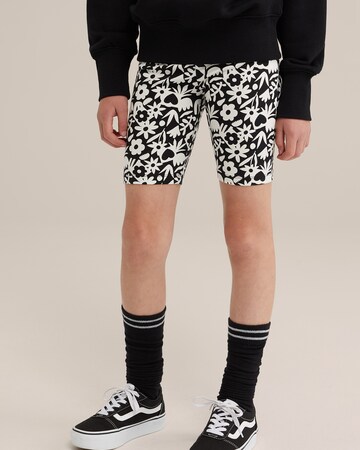WE Fashion Skinny Leggings in Black: front