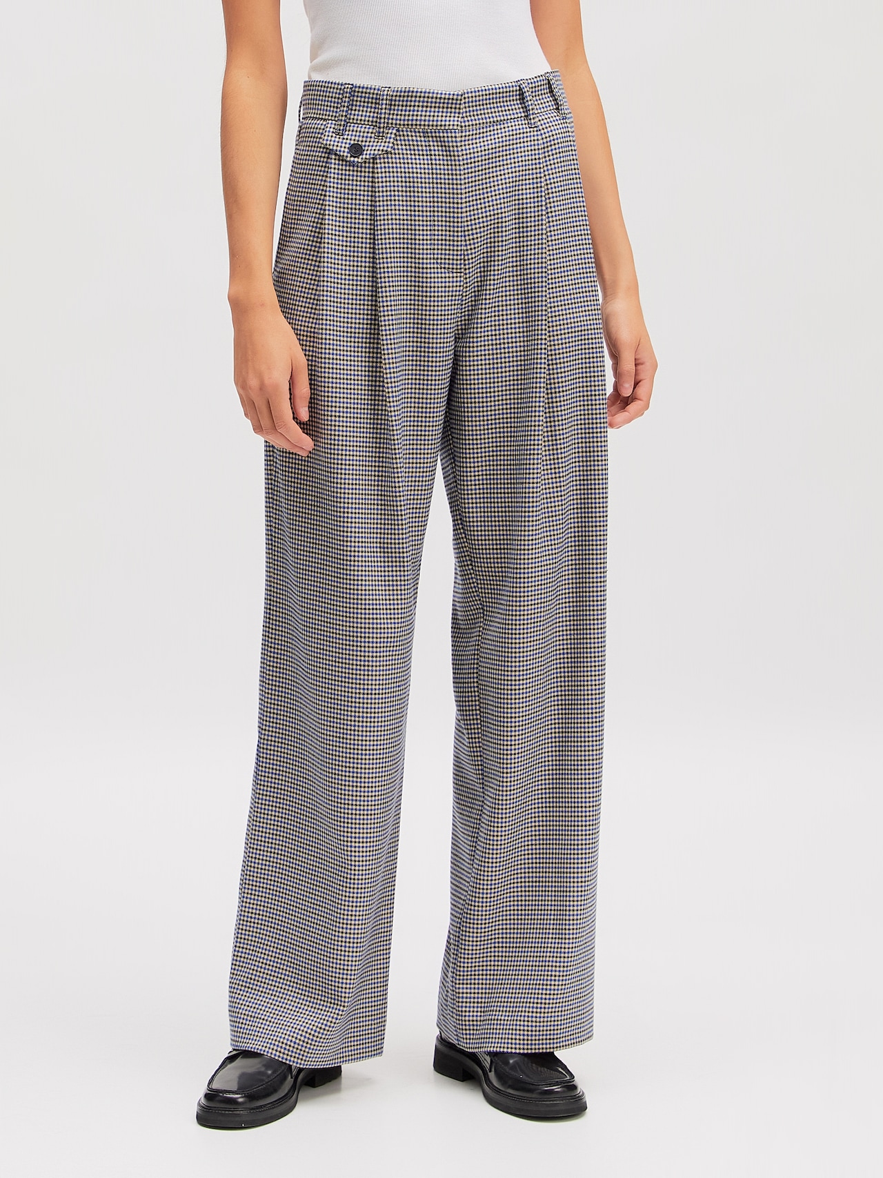 EDITED Pantaloni con pieghe 'Tima' grigio