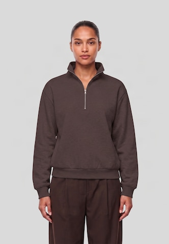 Urban Classics Sweatshirt in Bruin: voorkant
