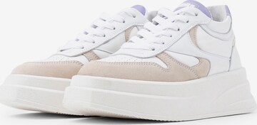 Baskets basses 'Vigg-O' BRONX en blanc