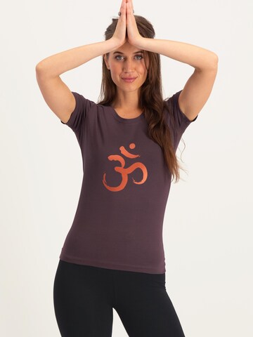 Urban Goddess Yoga & Activewear Sporttop 'Om Core' in Lila
