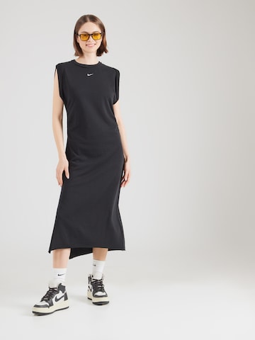 Nike Sportswear Obleka 'CHLL' | črna barva: sprednja stran