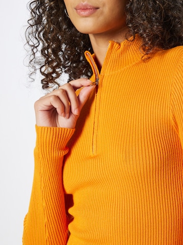 VERO MODA Gebreide jurk 'WILLOW' in Oranje