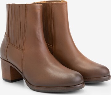 Mysa Chelsea Boots in Beige