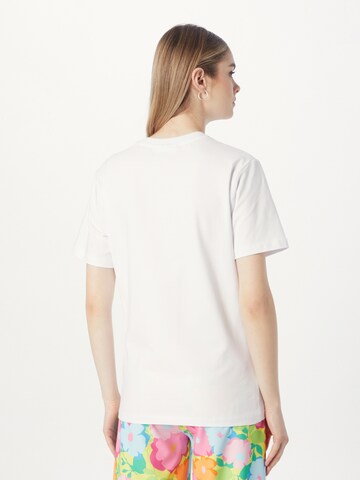 Maglietta di Chiara Ferragni in bianco