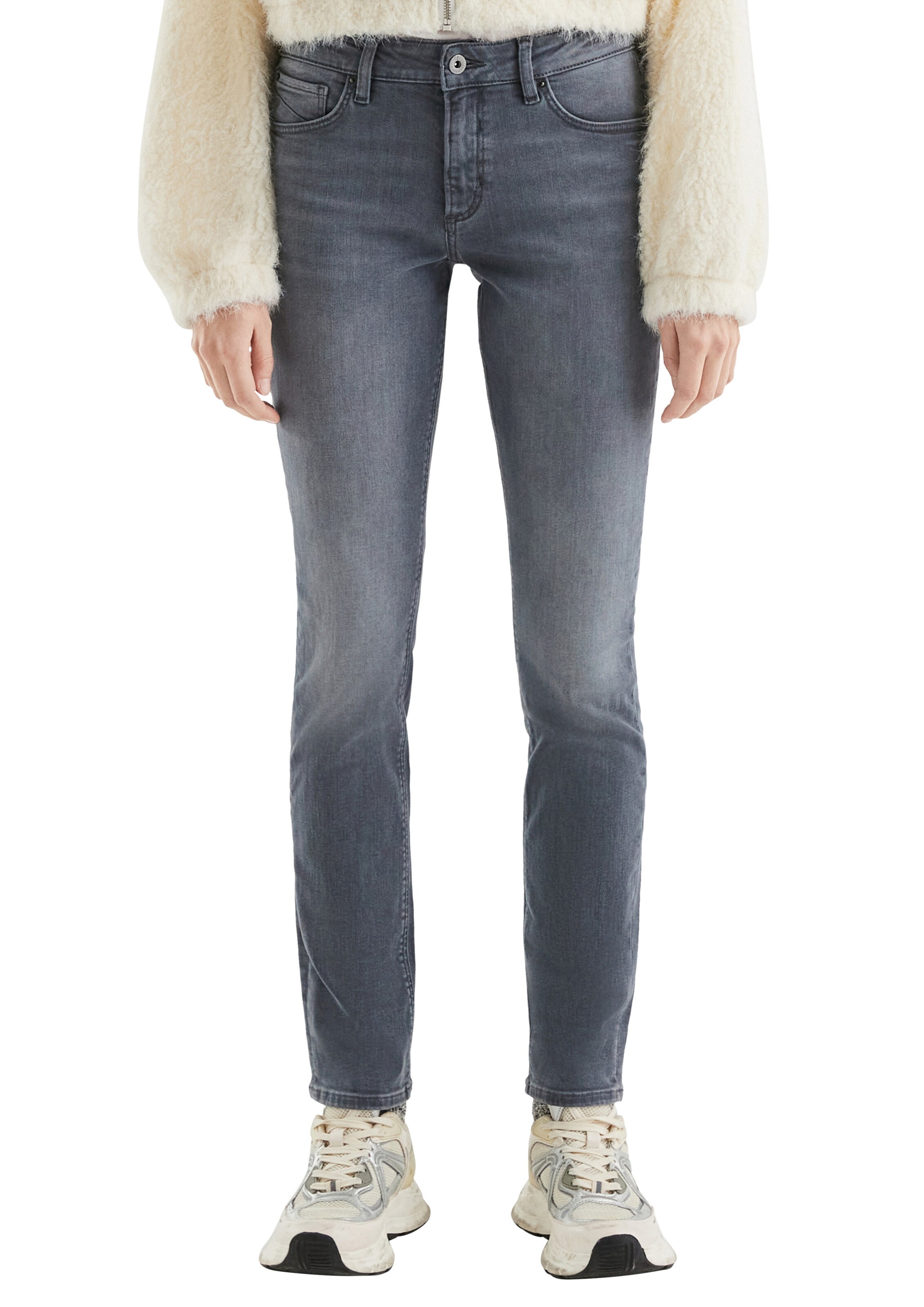 QS Regular Jeans in Grijs: voorkant