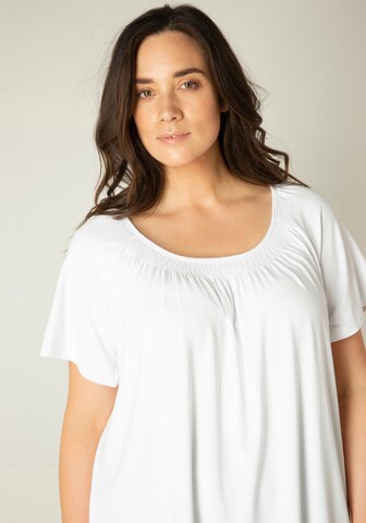 BASE LEVEL CURVY Tunic in White