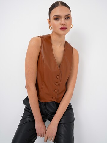 FRESHLIONS Vest 'Xena' in Brown