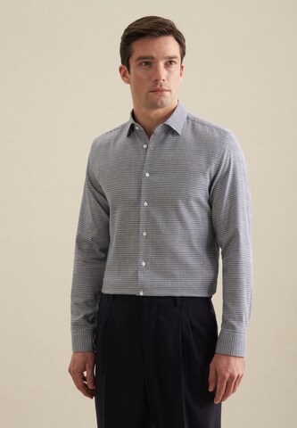 Coupe slim Chemise SEIDENSTICKER en bleu : devant