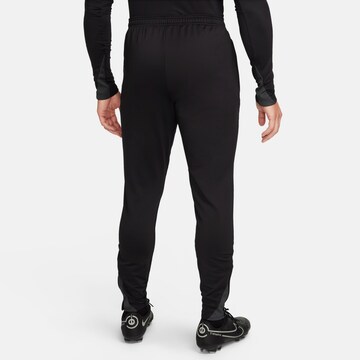 NIKE Слим Спортивные штаны 'Strike' в Черный