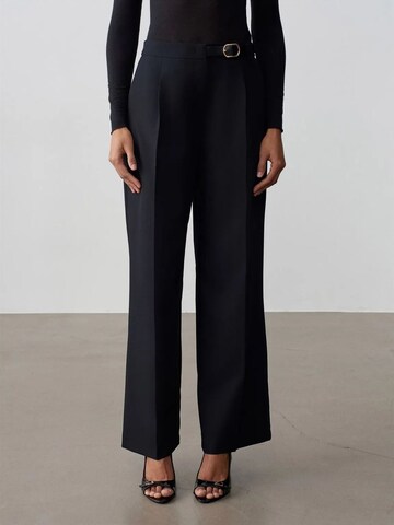 Wide leg Pantaloni di Dilvin in nero