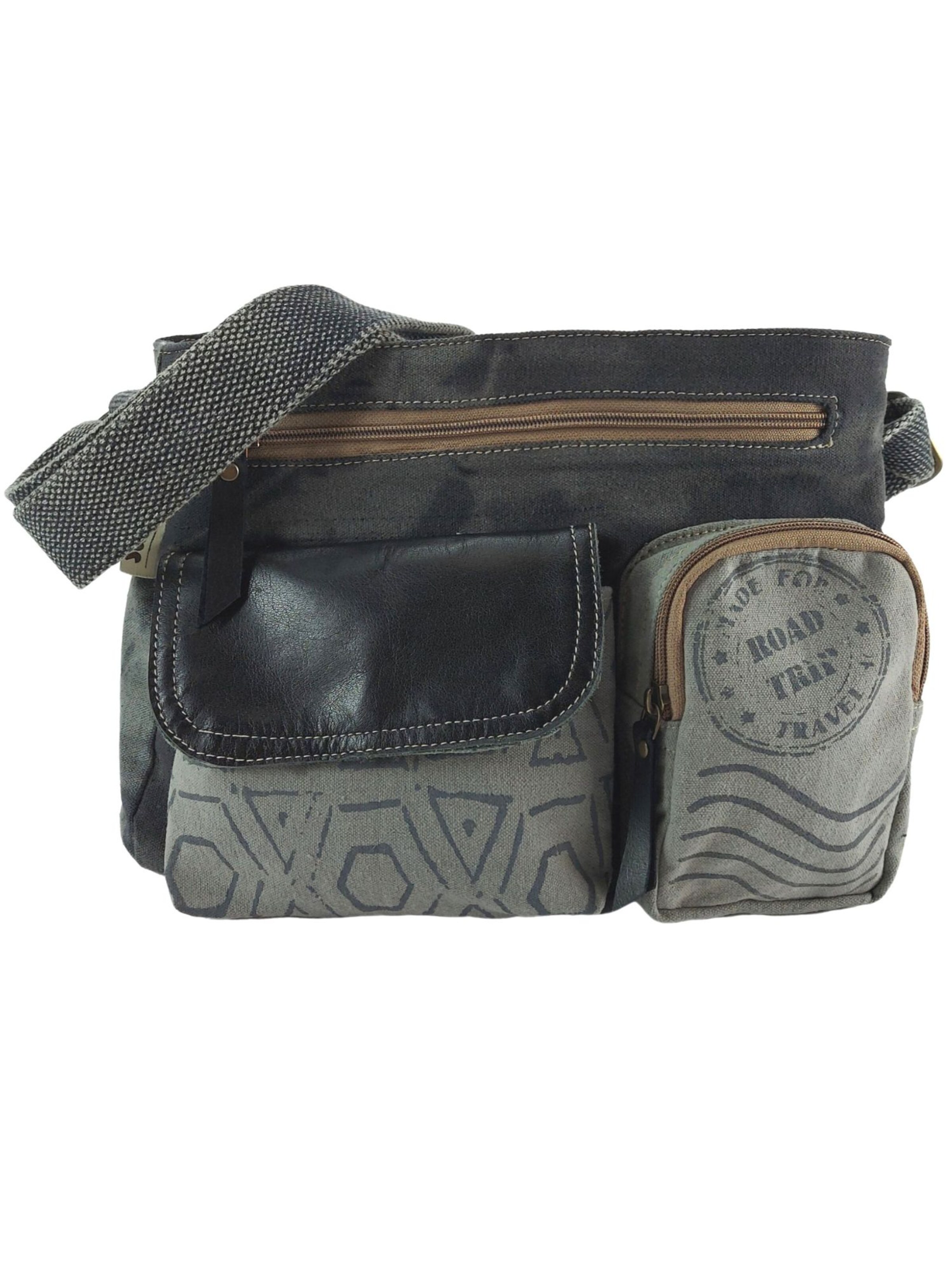 Sunsa Crossbody Bag 'Sunsa' in Black: front