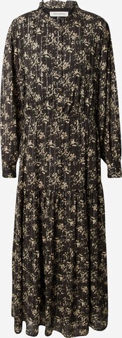 Robe-chemise Sofie Schnoor en noir : devant