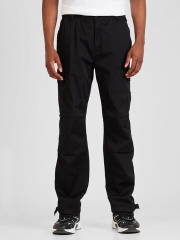 Calvin Klein Jeans Loosefit Cargobroek in Zwart: voorkant