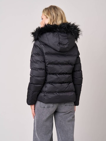Deeluxe Winter Coat in Black