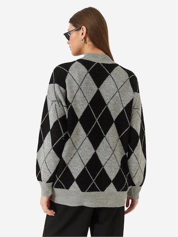 Pullover di Bianco Lucci in grigio