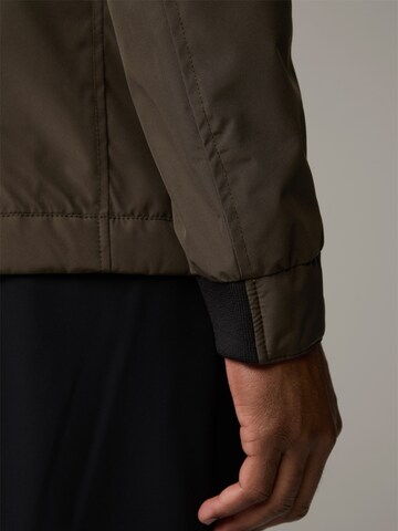 STRELLSON Between-season jacket 'Rockston' in Green