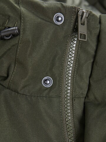 Veste mi-saison 'CHAMP' JACK & JONES en vert