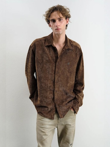 Comfort fit Camicia di Giesto in marrone: frontale