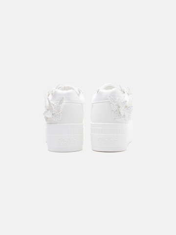 Baskets basses BUFFALO en blanc