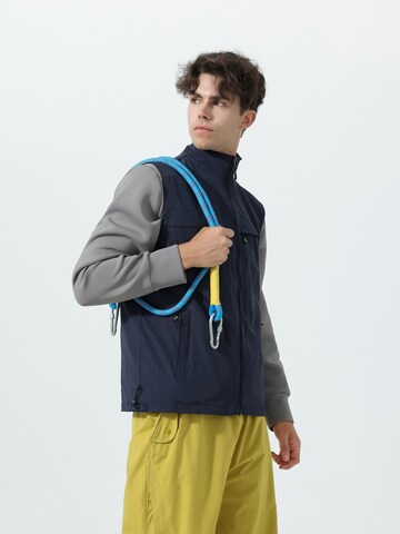 Youthup Vest in Blue