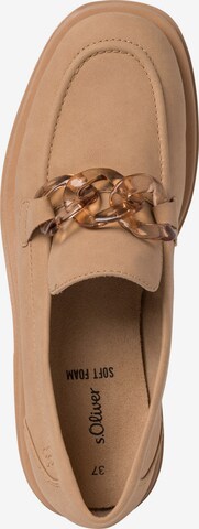 s.Oliver Classic Flats in Beige