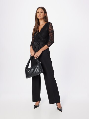 SWING Jumpsuit in Zwart